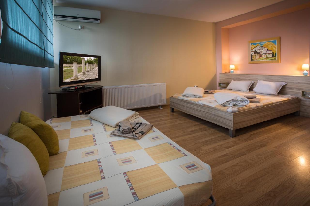 Hanovete Hotel Плиска Экстерьер фото